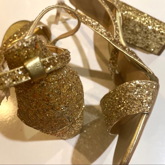 Badgley Mischka Shoes - Gold Glitter Herls